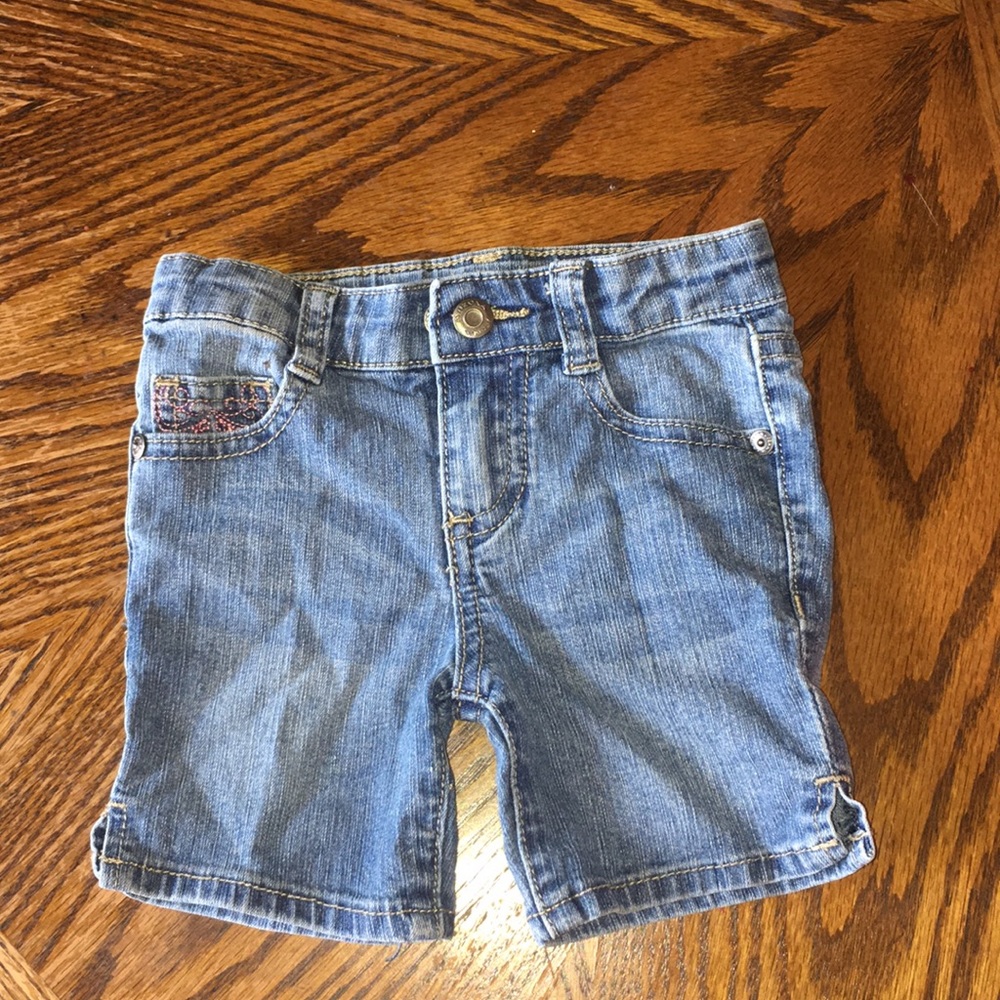 Girl’s denim jean shorts